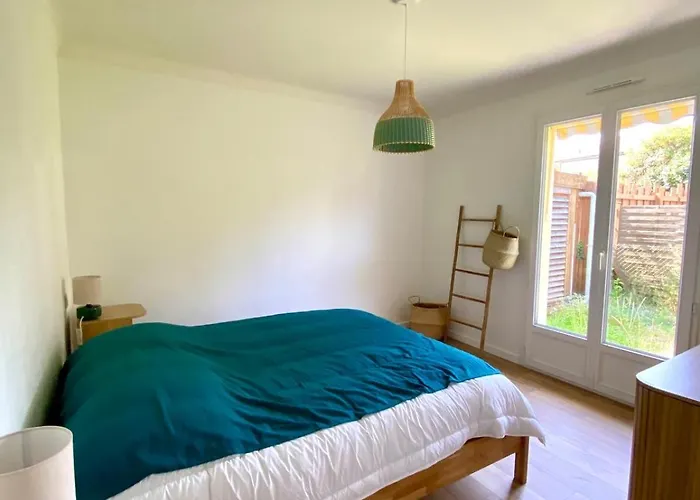 Ocean - Piscine, 500 Metres De La